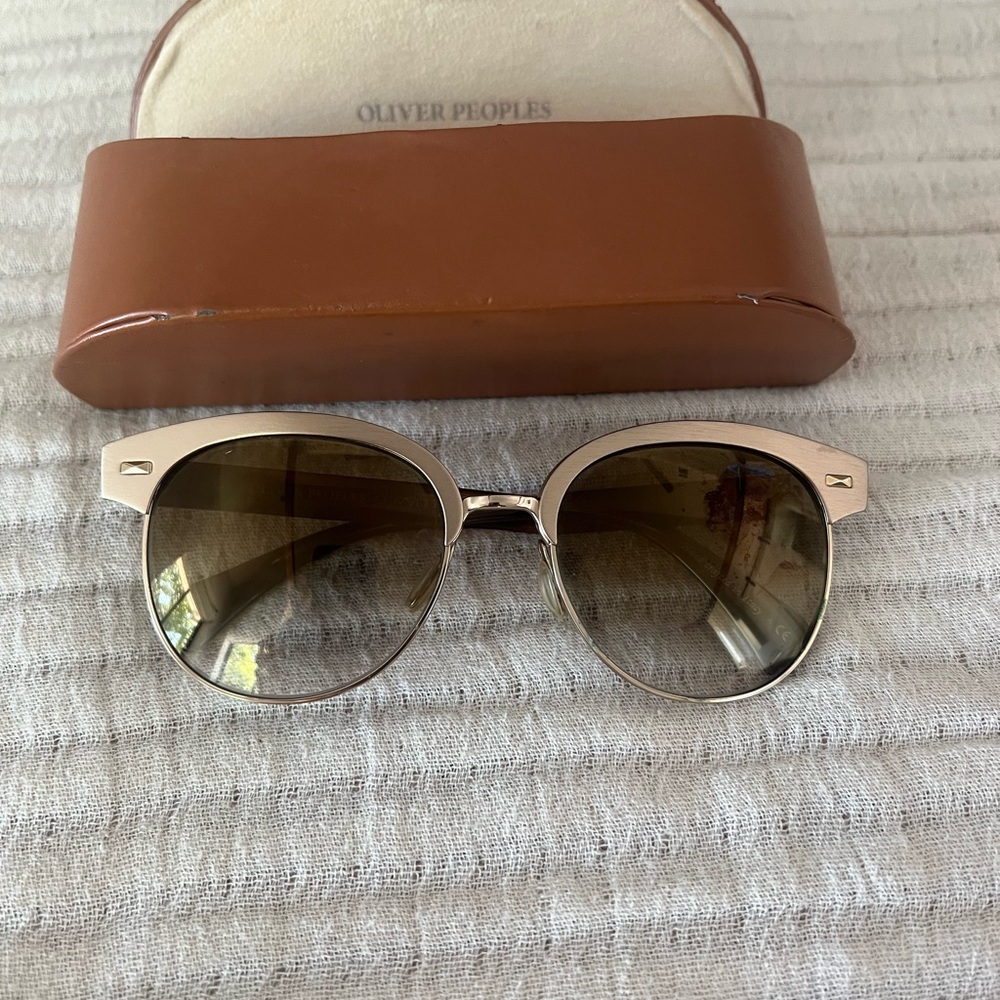 Oliver Peoples gold Frame Sunglasses with case